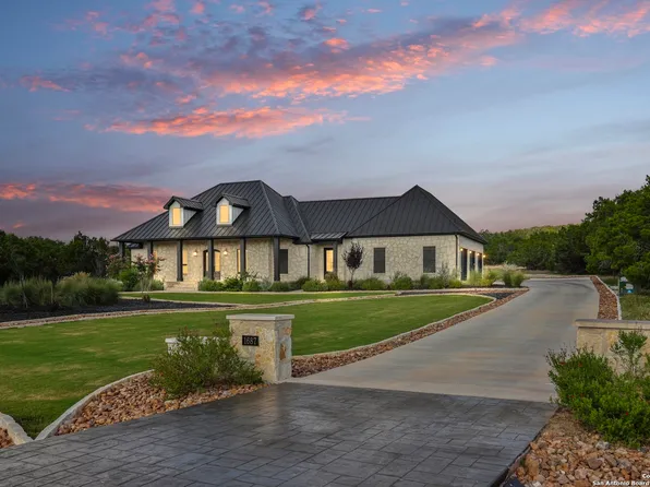 1687 Noble Trl, Canyon Lake, TX 78133
