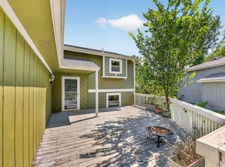 2612 Cimarron Dr, Lawrence, KS 66046
