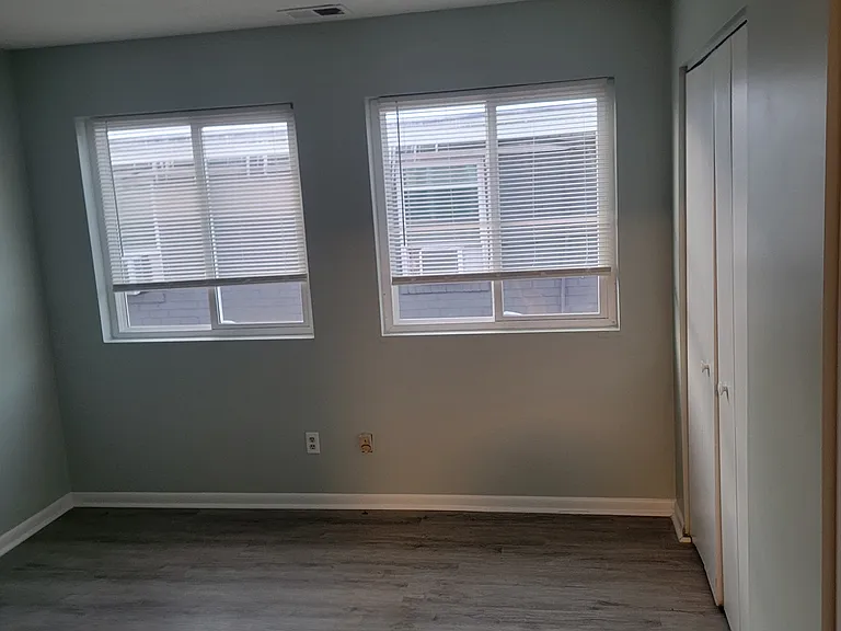 528 Ashlawn Dr #5 — Photo 16