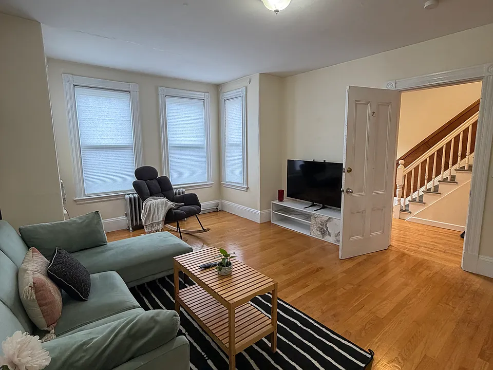 9 Stickney Ave #2