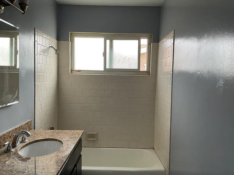 645 Scott Pl — Photo 18