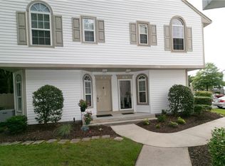 1443 Shortleaf Ln, Chesapeake, VA 23320