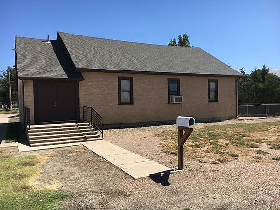 3rd image of 124 Arkansas Ave