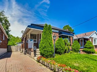 40 Tiago Ave, Toronto, ON M4B2A1