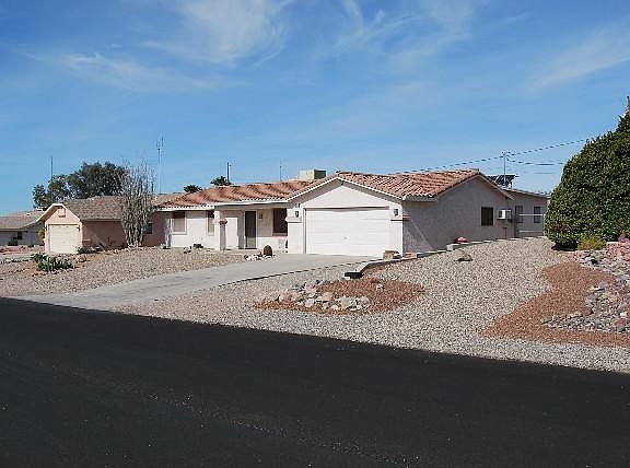 2nd image of 3681 Breakwater Dr