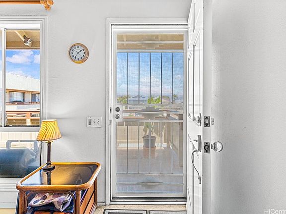 5th image of 91-919 Puamaeole St APT 6-U