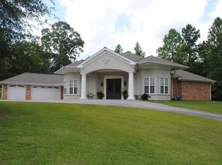 8493 Honeysuckle Dr, Collinsville, MS 39325