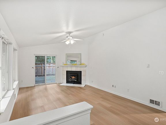 3rd image of 21721 E Terra Lane SE