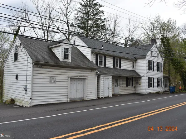 57 S Limekiln Pike, Chalfont, PA 18914