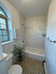 Rented by FRESH SPACES NYC