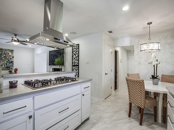 5th image of 10528 Silverock Dr