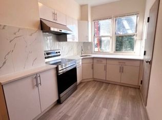 60-14 55th Dr FLOOR 2, Maspeth, NY 11378