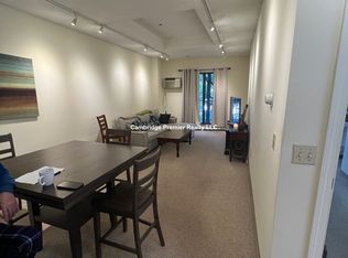 372 Highland Ave, Somerville, MA 02144