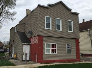 1218 Lincoln St APT 2F, North Chicago, IL