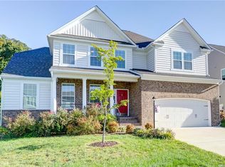 8626 Oakham Dr, Mechanicsville, VA 23116
