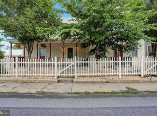 14 E Main St, Walnut Bottom, PA 17266