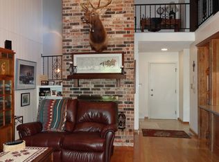 10917 W 96th Pl, Overland Park, KS 66214