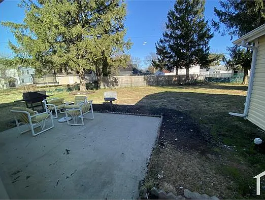 6 Stafford Ln — Photo 6