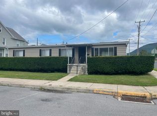 115 2nd Ave, Burnham, PA 17009