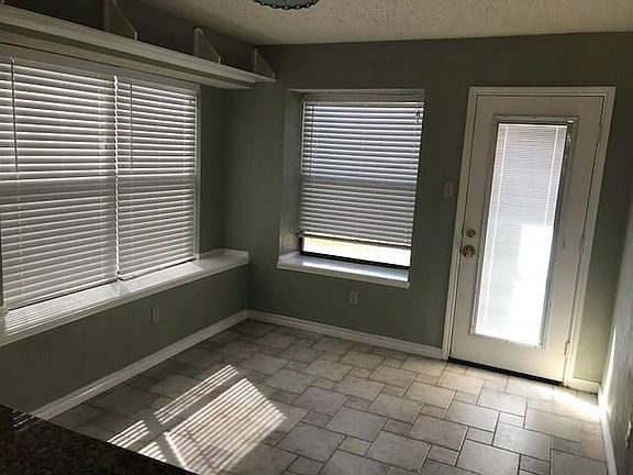 2nd image of 133 Summer Place Dr