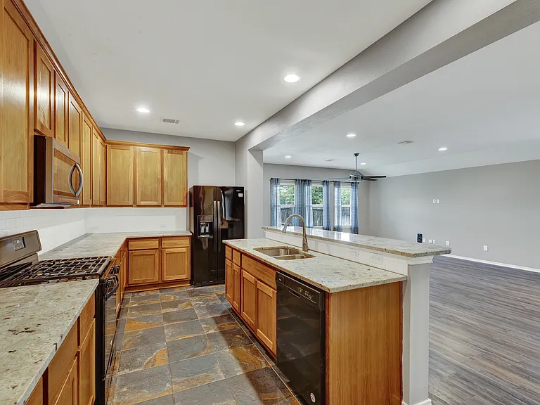 128 Sage Meadows Dr — Photo 8