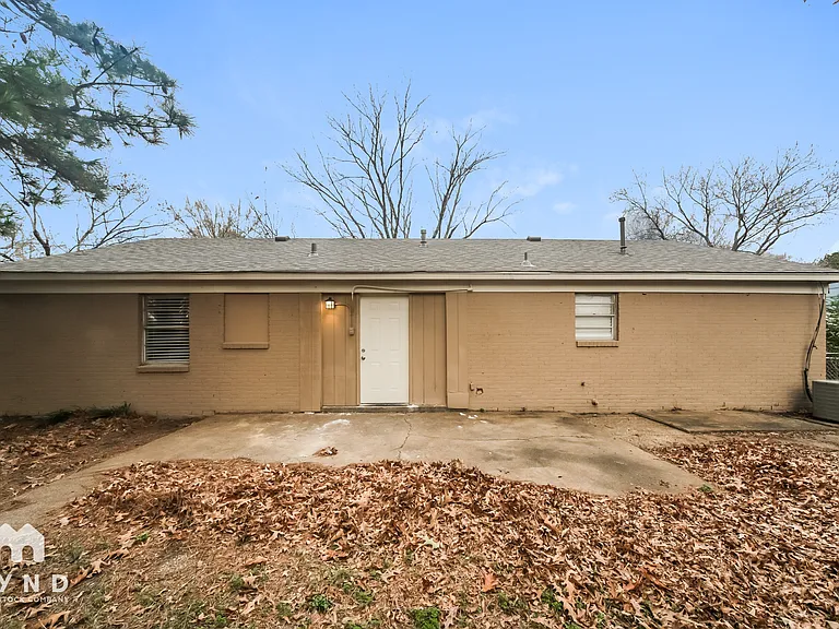 2695 Shady Grove Dr — Photo 15