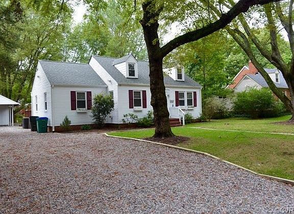 2nd image of 5731 Thorndale Ln
