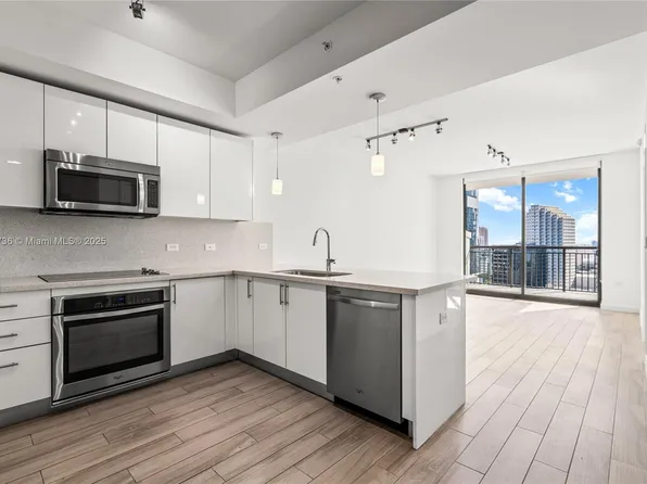 999 SW 1st Ave APT 2208, Miami, FL 33130