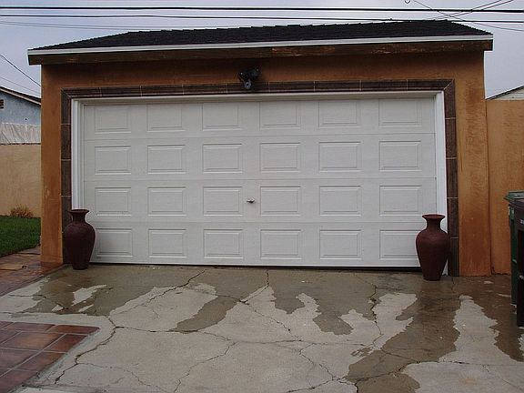 3rd image of 12311 Sundale Ave