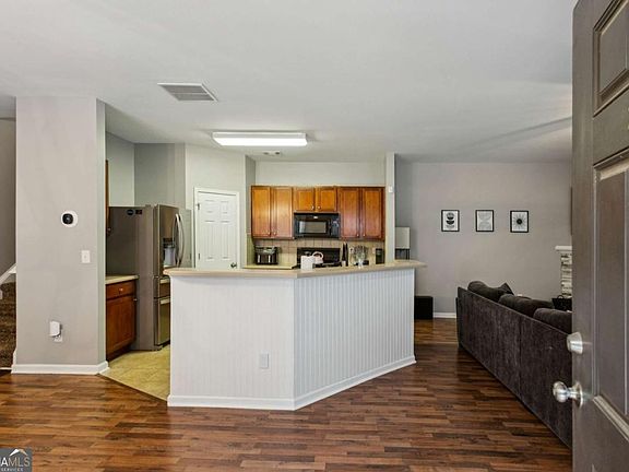 4th image of 2566 Willow Grove Rd NW