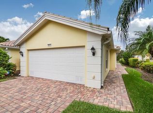28914 Vermillion Ln, Bonita Springs, FL 34135