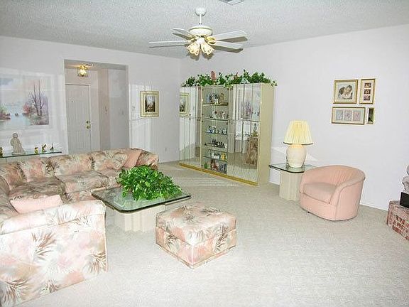 2nd image of 6716 Canyon Creek Dr