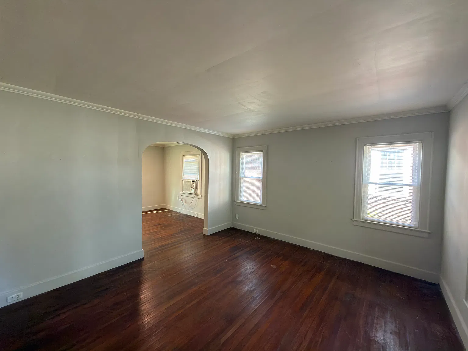 2 bed, 964 sqft, $1,295 — Photo 2