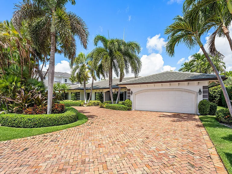 1851 Thatch Palm Dr — Photo 3