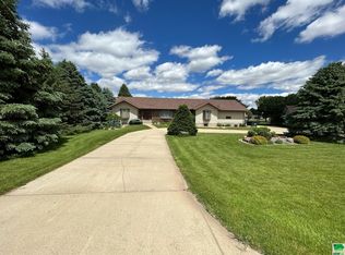 1302 W 6th St, Ida Grove, IA 51445