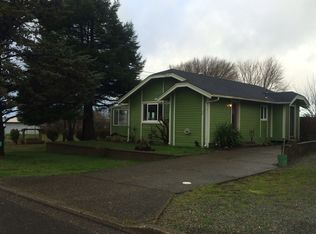1180 Montana St, North Bend, OR 97459