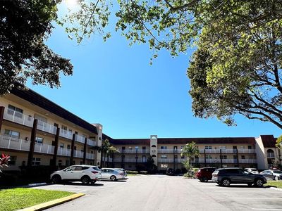 8880 Sunrise Lakes Blvd #212, Fort Lauderdale, FL, 33322