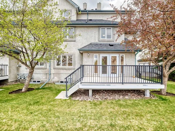 156 E Simcoe Pl SW, Calgary, AB T3H 4T7