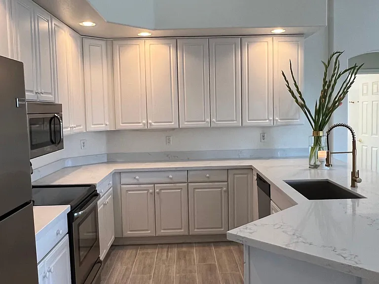 814 W Beechnut Dr — Photo 6