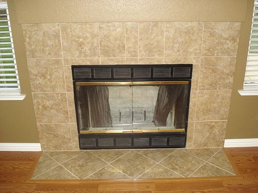 5th image of 1421 Everett Way