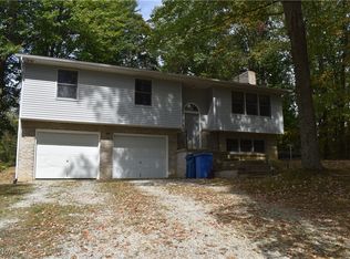 2785 Hayne Rd, Akron, OH 44312