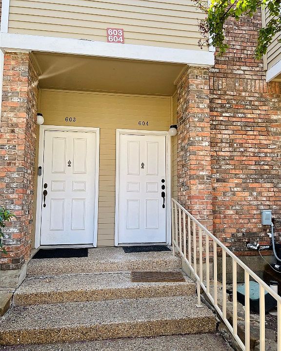 1st image of 3550 Country Square Dr APT 604
