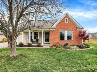 8490 Anvil Ct, Fishers, IN 46038