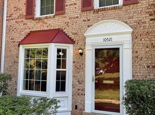 10521 Assembly Dr, Fairfax, VA 22030