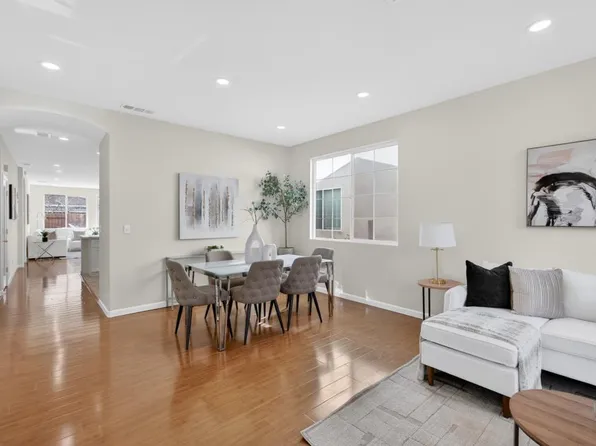 3119 Tintorera Way, Sacramento, CA 95833