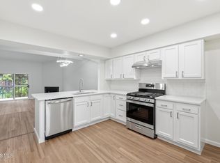 7 Meadowpond Dr, Perrysburg, OH 43551