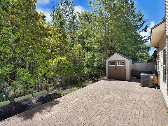 5th image of 6869 Morse Oaks Dr
