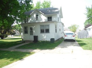 407 N Jefferson St, Wellsburg, IA 50680
