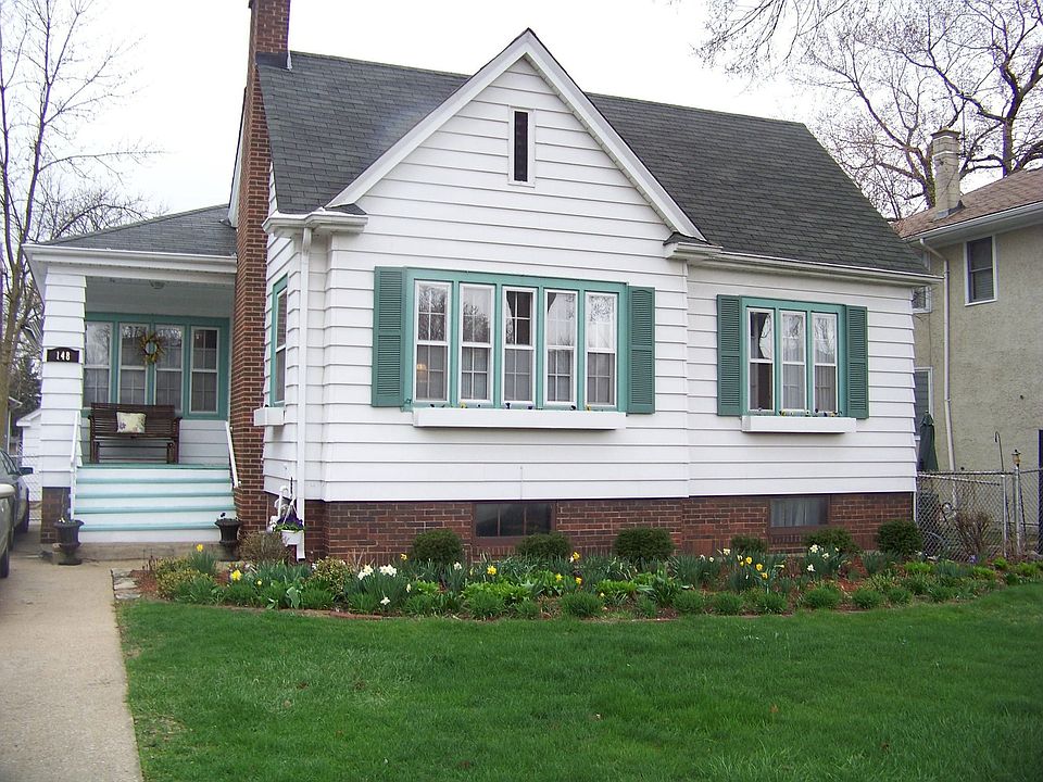 LaGrange-Updated, clean, close to train