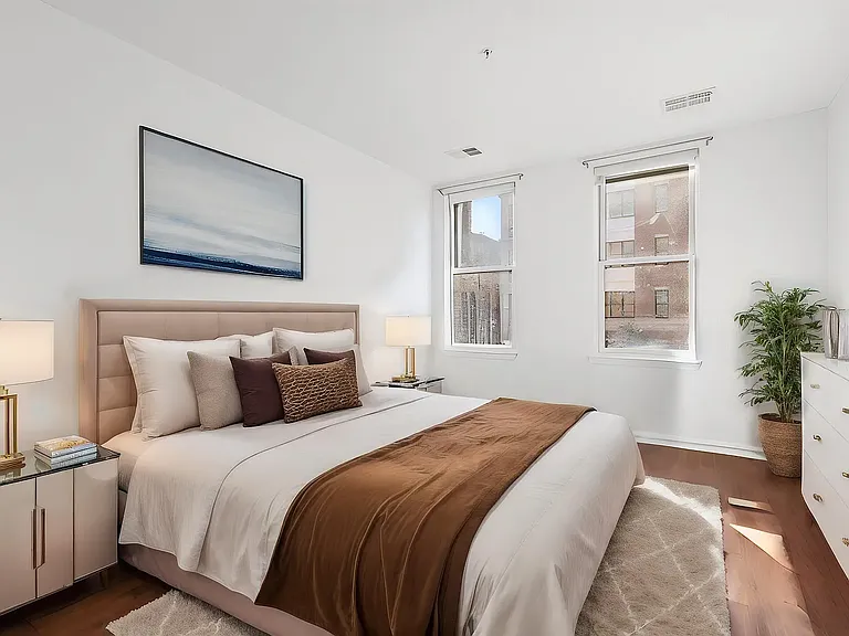 1100 Adams St #313 — Photo 5